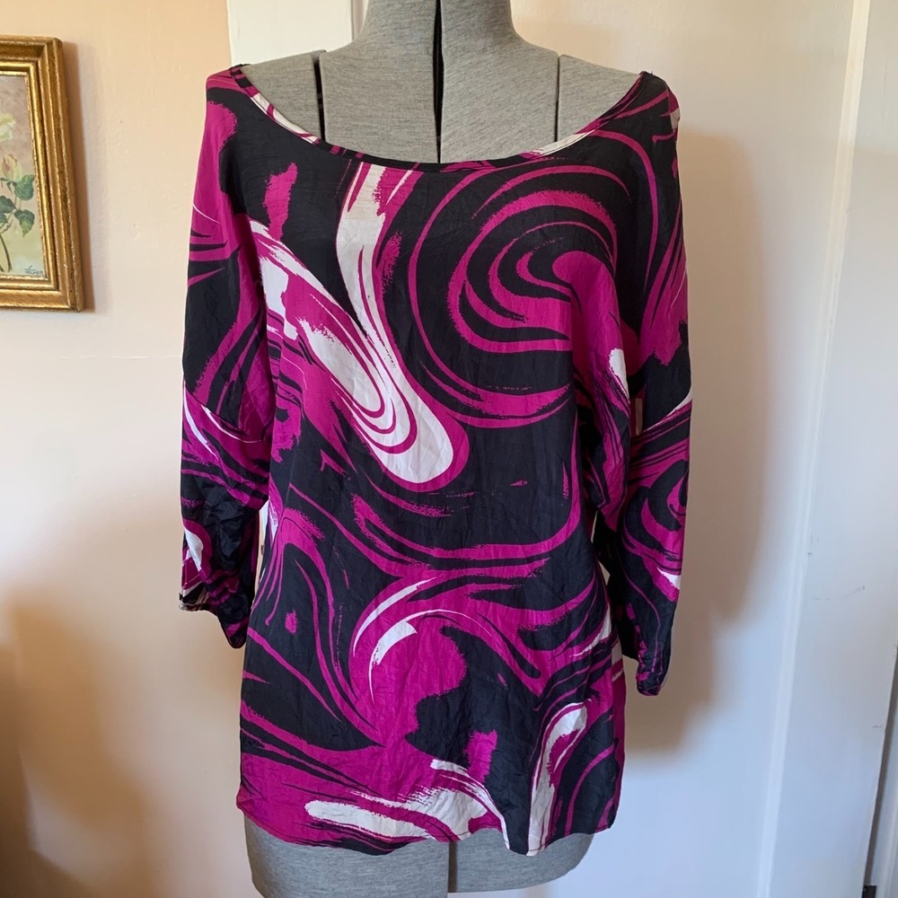 Laila & Savannah Womens Medium Pink Black White Swirl Abstract Print Blouse USA